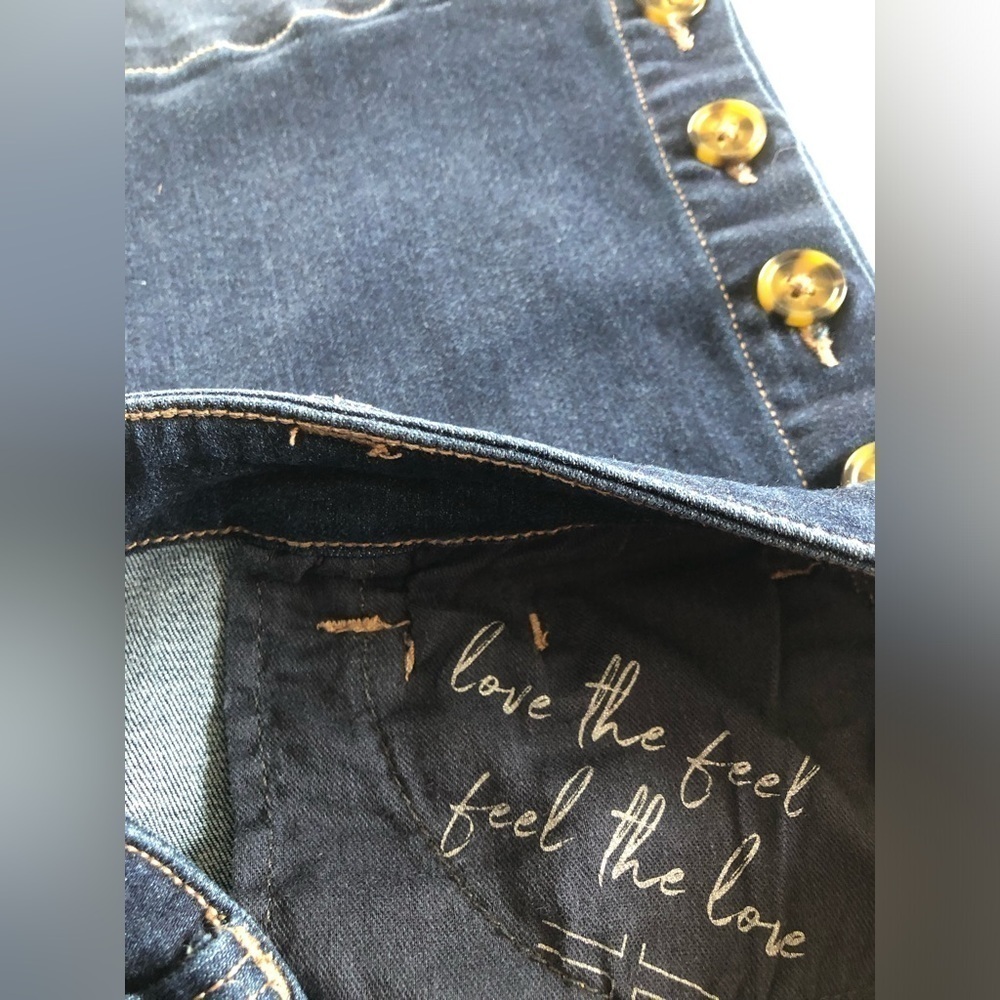 Liverpool Los Angeles The Crop Flare Jeans 6/31 - Picture 10 of 13